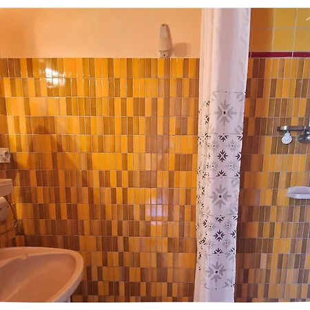 L'iranget, Maison De 6 Pers A 100 Metres Des Plages De Holiday home *